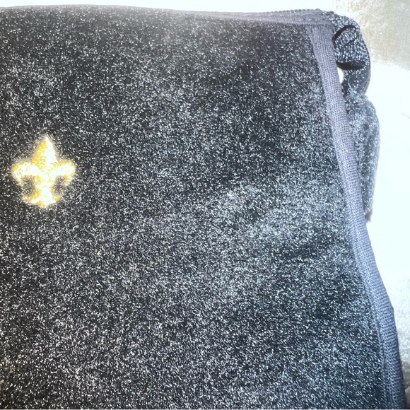 Oscar De La Renta Bundle! NWT Sunnies, NWT Velvet Travel Pouch, NWOT Nylon Pouch - Picture 3 of 16